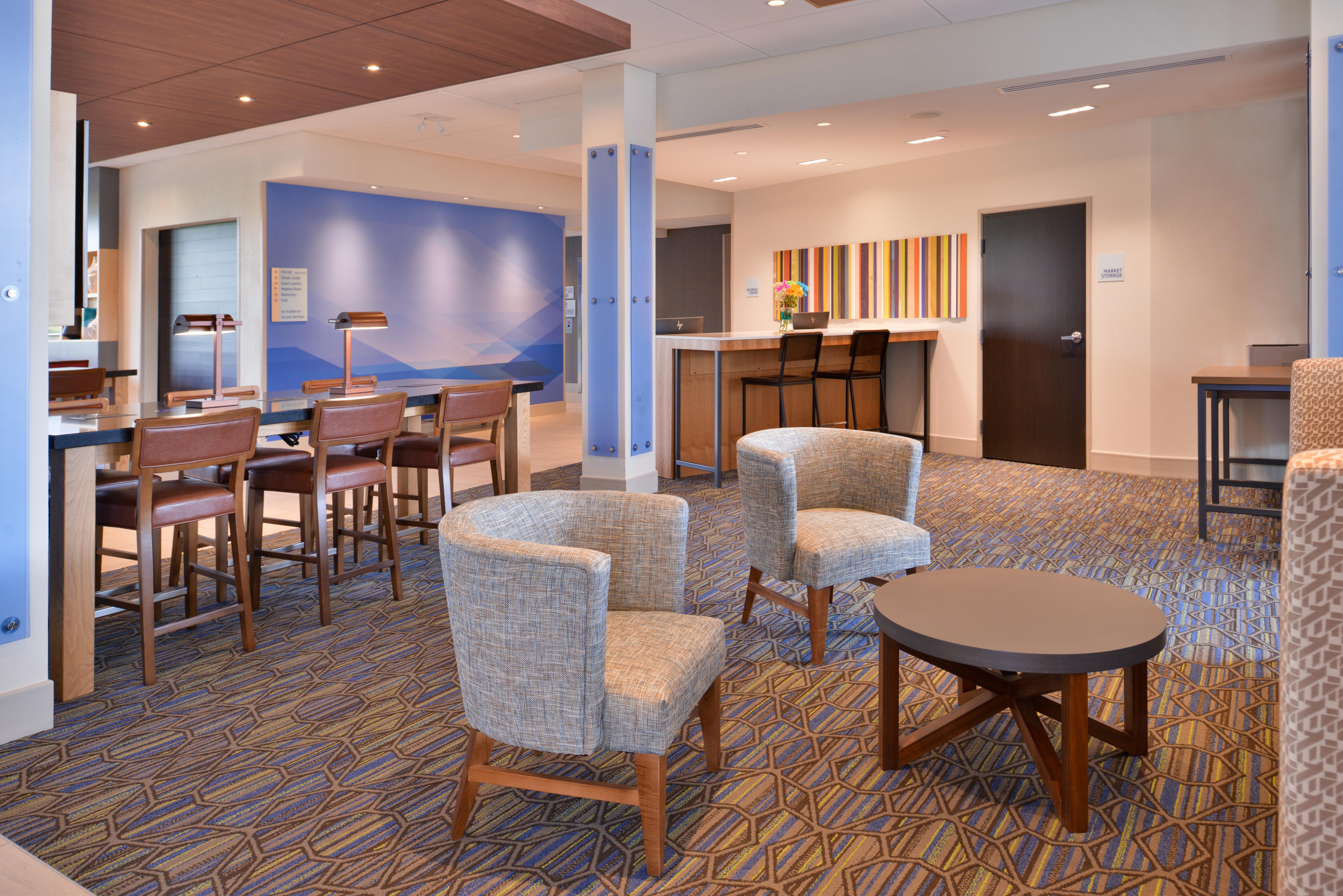 Holiday Inn Express & Suites - Olathe West By Ihg Eksteriør bilde